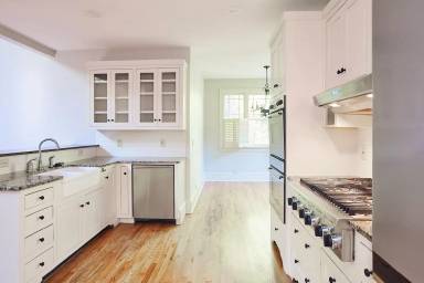 Main picture of 1843 Butlers Ln