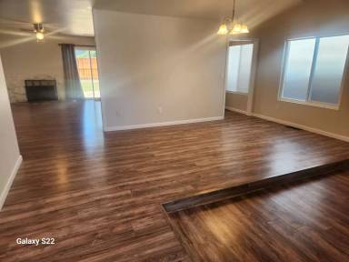 Main picture of 1514 Golf Course Dr