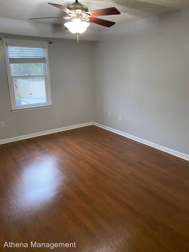 Main picture of 385 Old Epps Bridge Rd