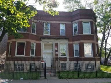 Main picture of 6149 S Carpenter St