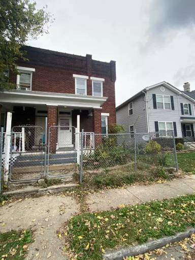 Main picture of 28 E Woodrow Ave