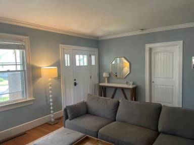 Main picture of 122 Cannons Ln