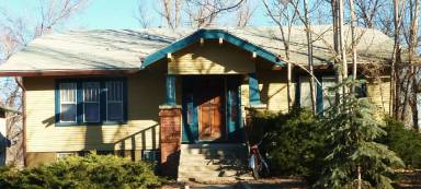 Main picture of 1916 8th Ave