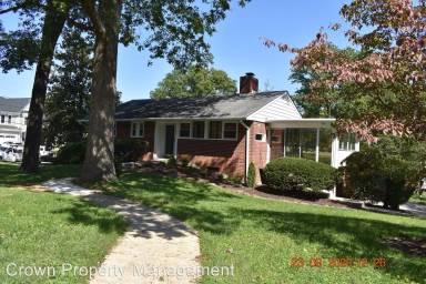 Main picture of 6005 Berkshire Dr