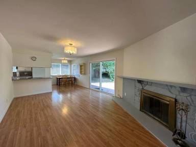 Main picture of 943 N Patterson Ave