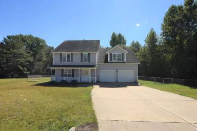 Main picture of 42 Oakland Dr