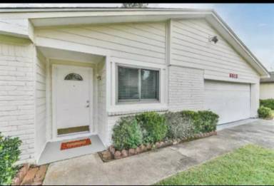 Main picture of 6815 Huntbrook Dr