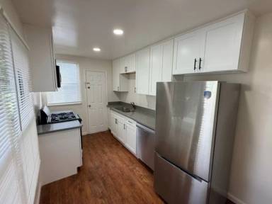 Main picture of 4510 N Banner Dr