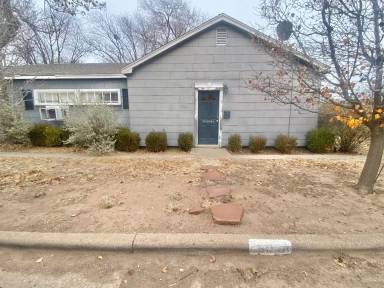 Main picture of 2509 Knoxville Ave