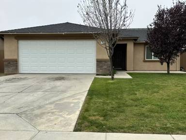 Main picture of 914 Gargano Rd