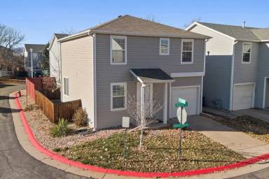 Main picture of 8865 Meade Ct