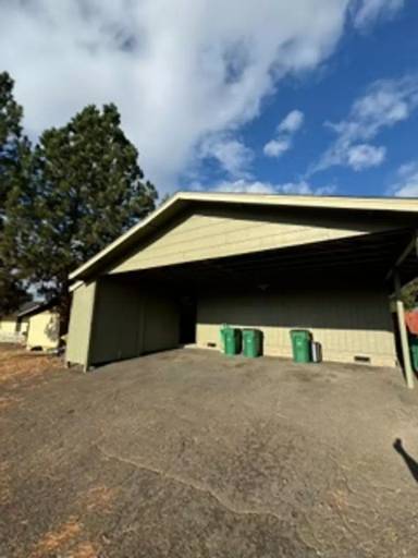 Main picture of 1222 Summers Ln