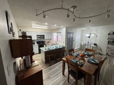 Main picture of 1111 N Washington Ave