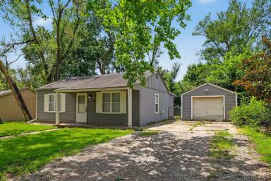 Main picture of 2517 SW Edgewater Ter