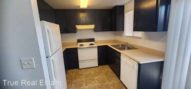 Main picture of 1270 Newlands Dr W