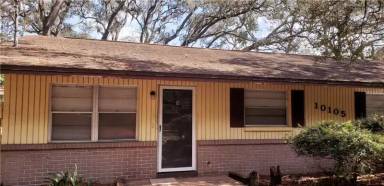 Main picture of 10105 N 10th St