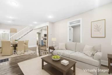 Main picture of 2028 Hoyt Ave