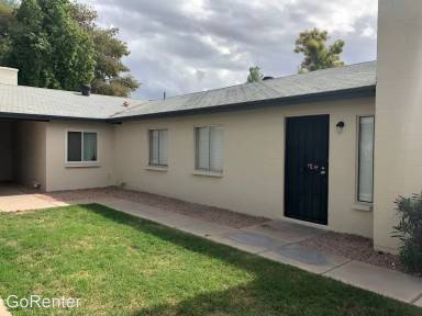 Main picture of 3348 S Parkside Dr