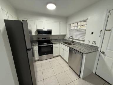 Main picture of 133 Garden Dr
