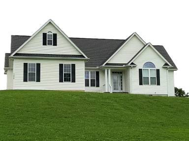 Main picture of 135 Evans Rd