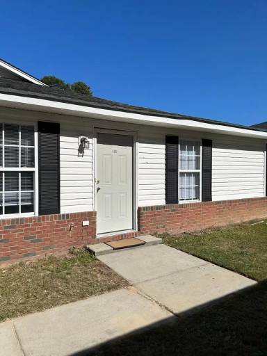 Main picture of 131 Keyport Ct