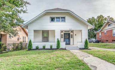 Main picture of 1611 Foster Ave