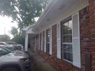 Main picture of 200 E Main St
