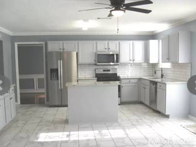 Main picture of 1651 Rice Sq