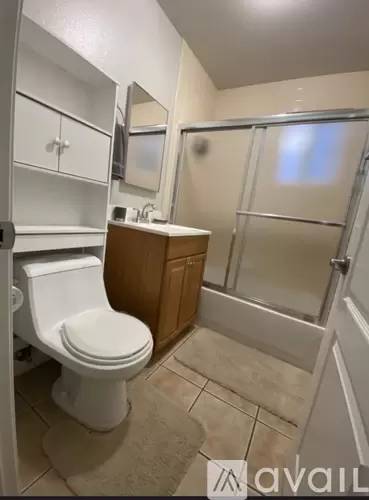 Main picture of 1032 W 125th St