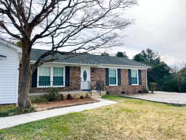 Main picture of 5130 Lord Tennyson Dr