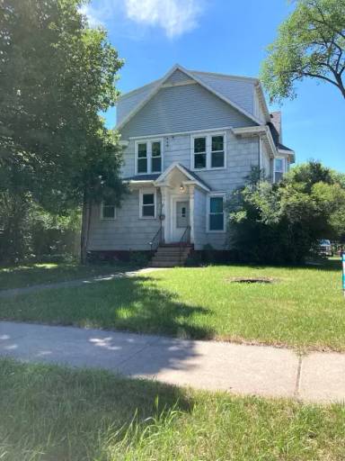 Main picture of 304 Eddy Court South