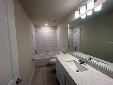 Main picture of 2924 Oakmere Ave