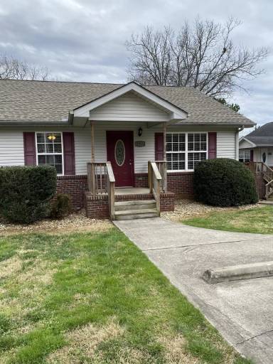 Main picture of 2916 Patrick Ave