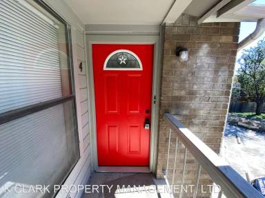 Main picture of 6314 Cambridge Dr