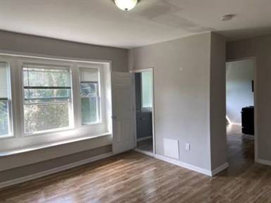 Main picture of 1055 Plymouth Ave S