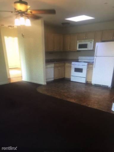 Main picture of 3201 Ampere Ave