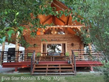 Main picture of 305 Skyles Lake Ln