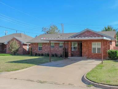 Main picture of 952 NW 6th St