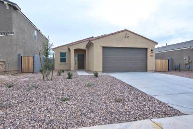 Main picture of 445 W Chapawee Trl