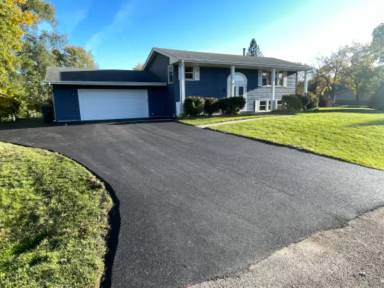 Main picture of 2426 Highland Cir