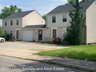 Main picture of 114 W Concord Ln