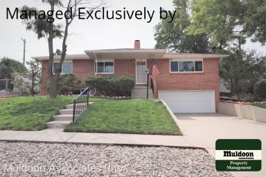 Main picture of 1404 Bellaire Dr