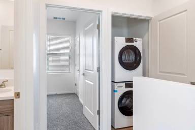 Main picture of 1659 S Movado Way