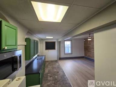Main picture of 107 6th St