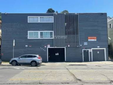 Main picture of 8656 MacArthur Blvd
