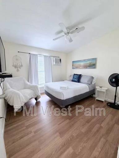 Main picture of 716 21st St