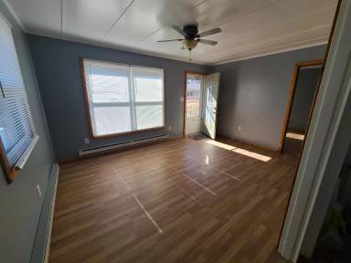 Main picture of 135 N Union St