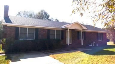 Main picture of 5885 Lost Creek Dr