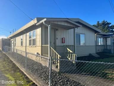 Main picture of 2660 Campton Heights Dr