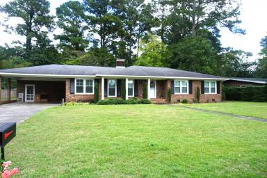 Main picture of 1705 Rosewood Dr